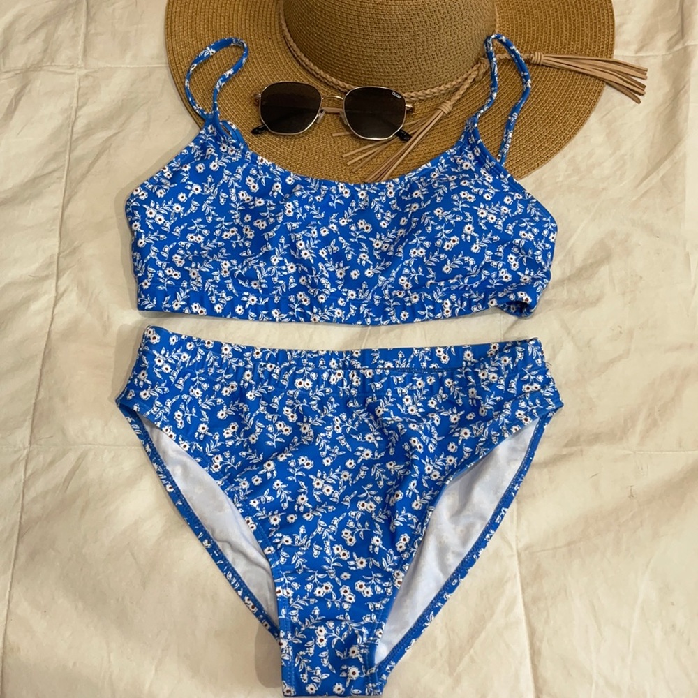 Blue 2 piece swim suit